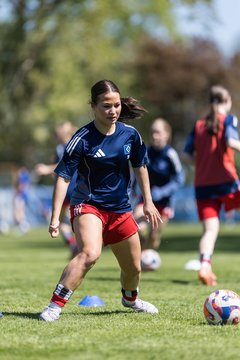 Bild 36 - wBJ Hamburger SV - Hertha BSC : Ergebnis: 5:2
